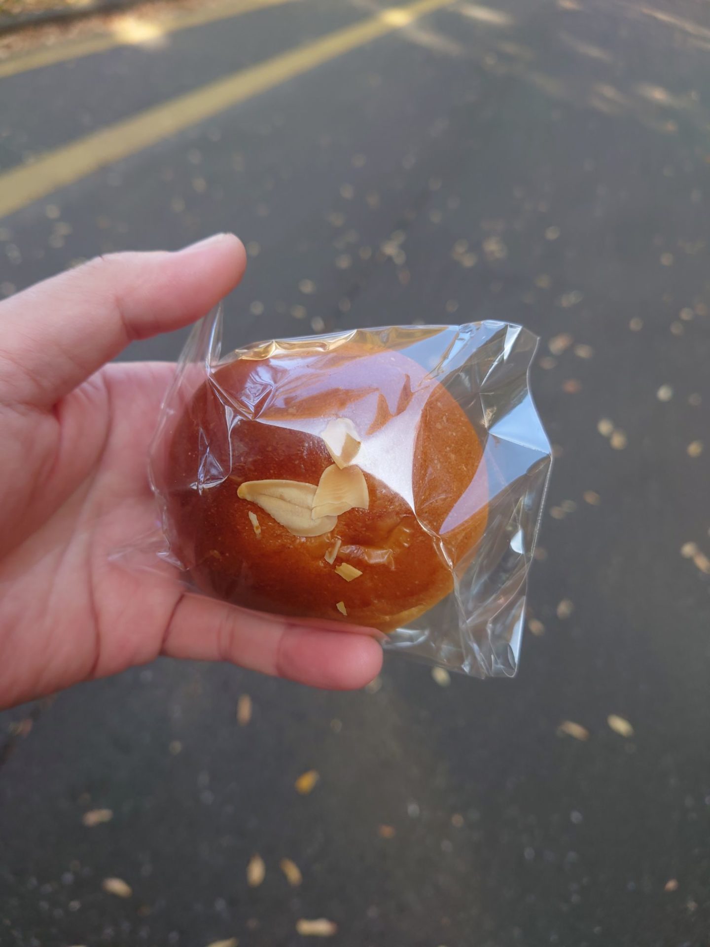 芸能人御用達の生クリームあんぱん